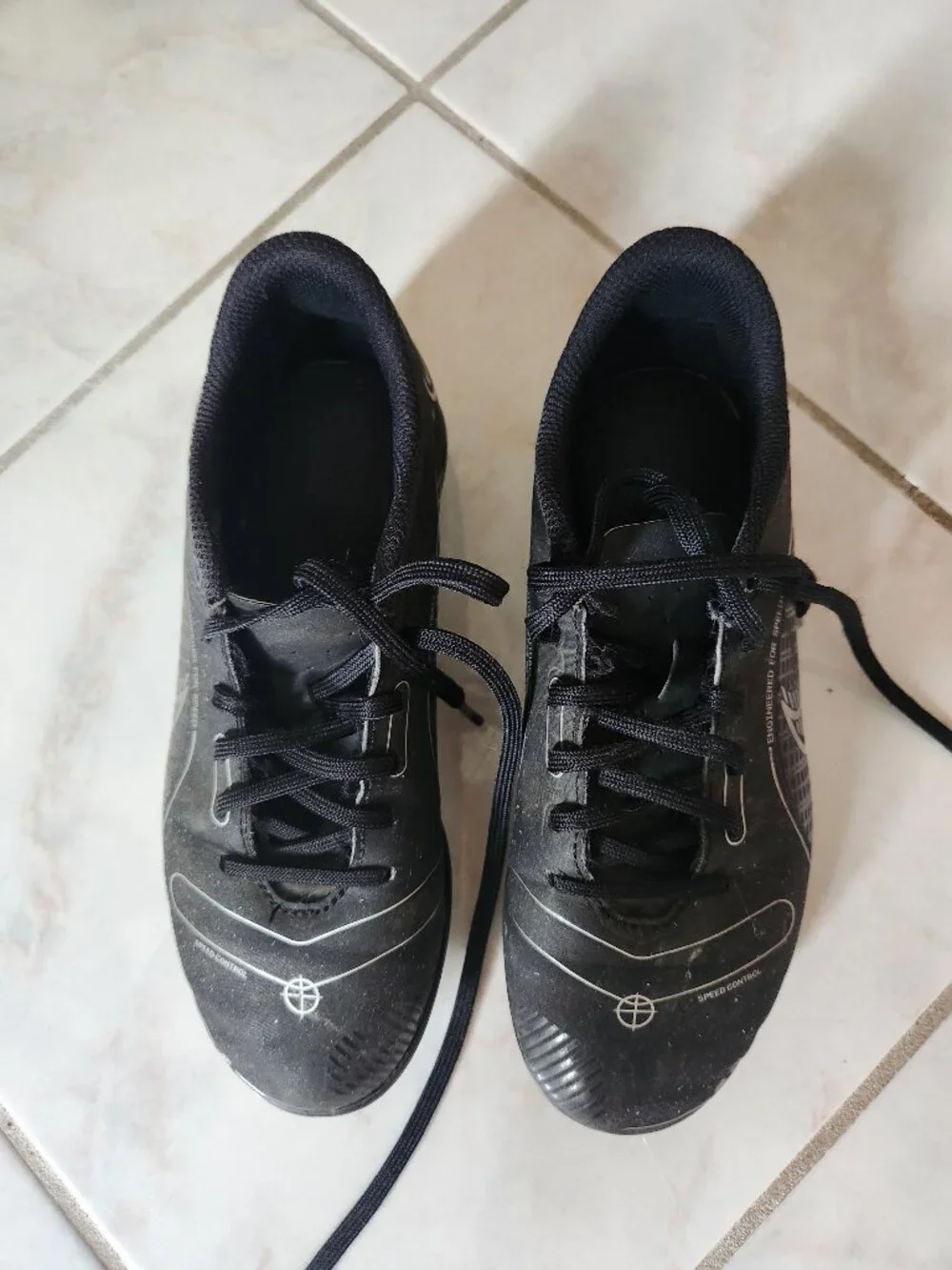 Nike Soccer cleats Youth Size US 2.5